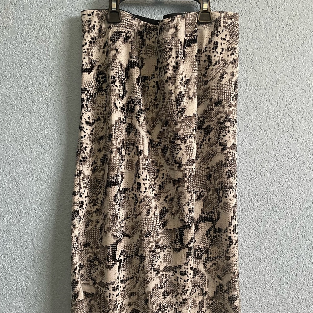 NWOT Sanctuary snake print skirt